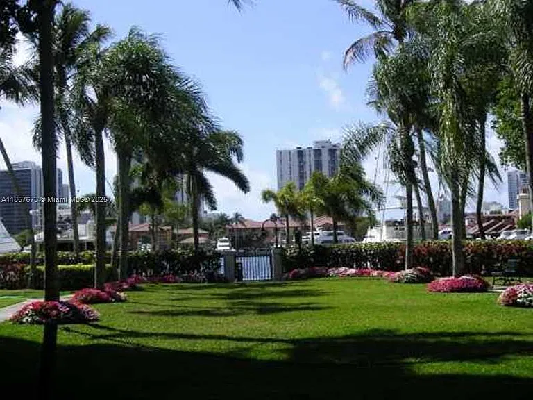 3600 Yacht Club Dr #1503 — Photo 14