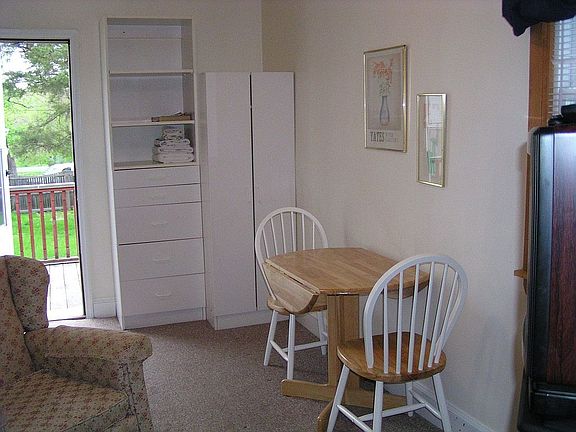 3rd image of 23 Ledyard St