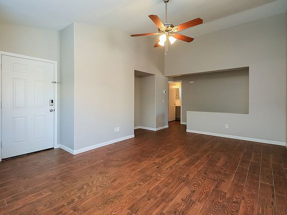 4th image of 44 E Coral Bean Dr