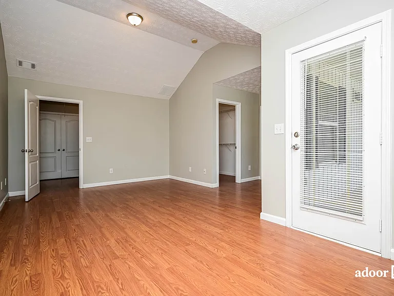 1125 McConaughy Ct — Photo 7