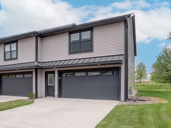 298 Northwest Xing, Holland, MI 49423