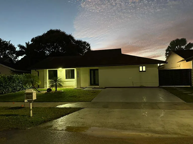 20314 SW 124th Pl — Photo 11
