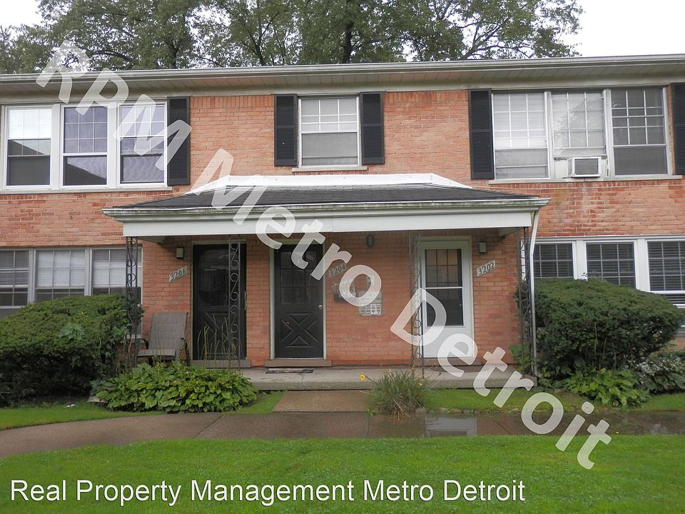 1st image of 3204 Shenandoah Dr #11