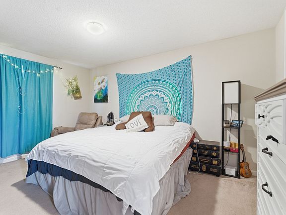 5th image of 202 Virginia Dr