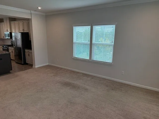 3 bed, 4.0 bath, $3,295 — Photo 3