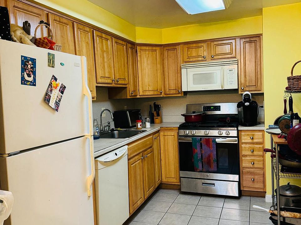 2nd image of 147 Blanchard Rd