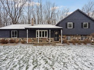 2463 Karen Dr, Howell, MI 48855