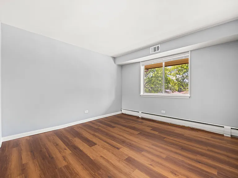1206 E Fairview St #305 — Photo 21