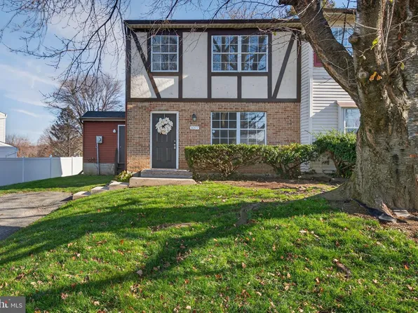 1077 Monticello Ln, Lancaster, PA 17603