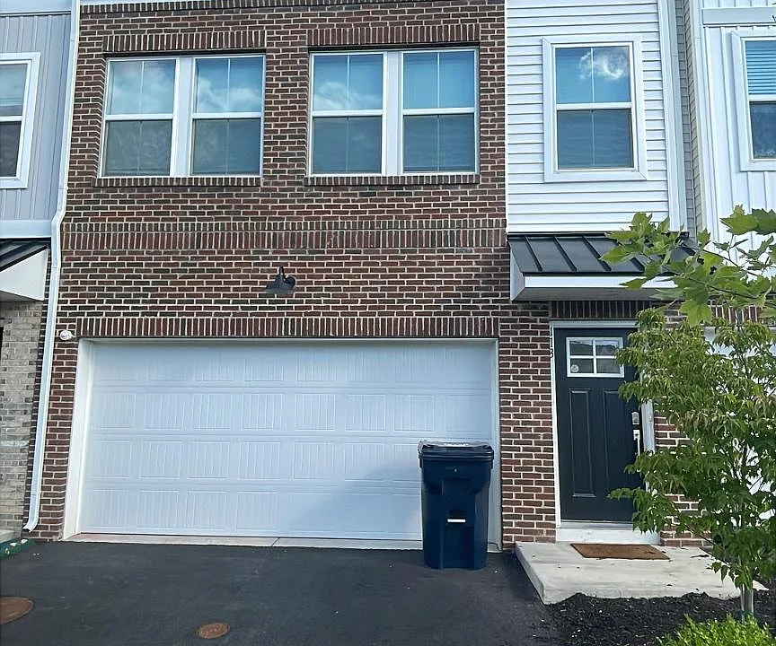 113 Four Leaf Dr