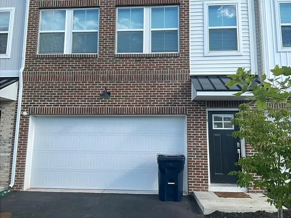 113 Four Leaf Dr, Downingtown, PA 19335