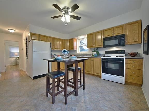 5th image of 3174 Clifton Ave