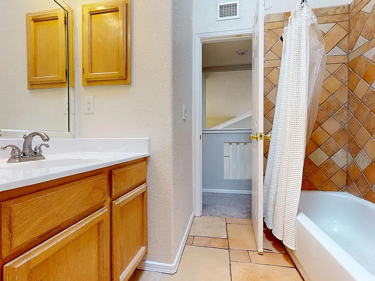 12528 Sun Empress Dr — Photo 31