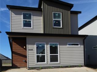 1040 Boardwalk Ave, Centerton, AR 72719