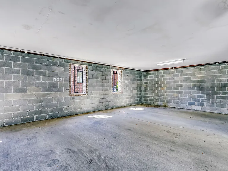 425 E McDonough St #101 — Photo 33