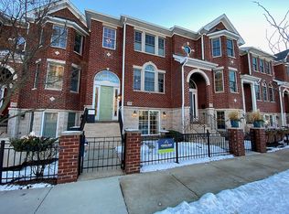 1135 Gilbert Ave, Downers Grove, IL 60515