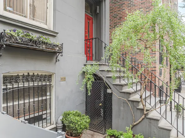 206 East 30th Street image 2 of 20