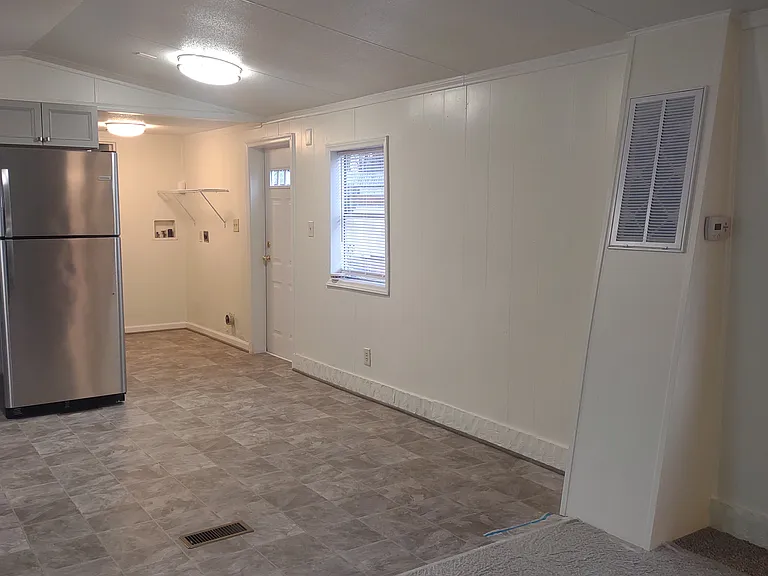 8672 Doris St — Photo 42