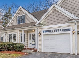 700 Blue Heron Dr #700, Lancaster, MA 01523
