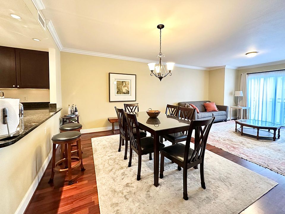 1st image of 5 Park Pl APT 310