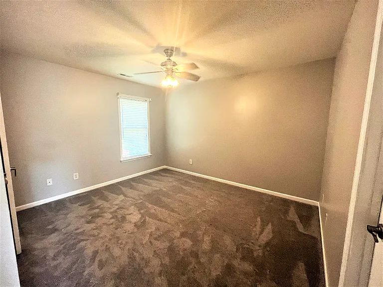412 Howard Grove Pkwy — Photo 9