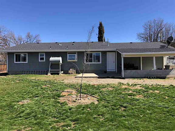 4th image of 1403 Dove Ln