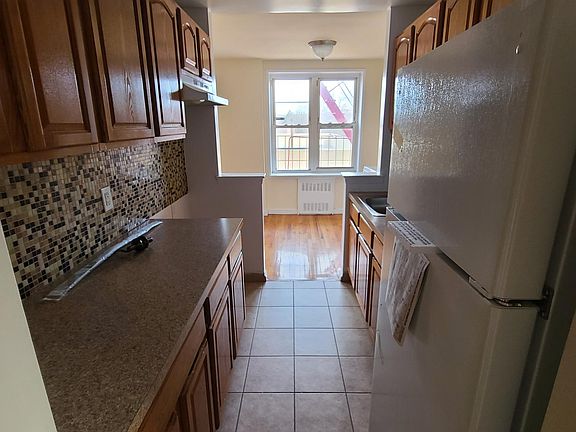 3rd image of 3707 147th St APT 5B