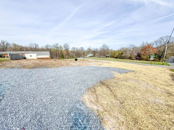3201 Mayflower Dr Lot 20-21, Lynchburg, VA 24501