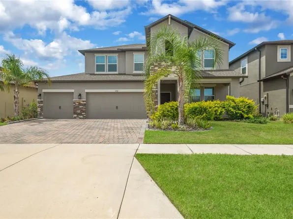 3142 Marine Grass Dr, Wimauma, FL 33598