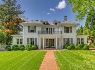 934 Granville Rd, Charlotte, NC 28207