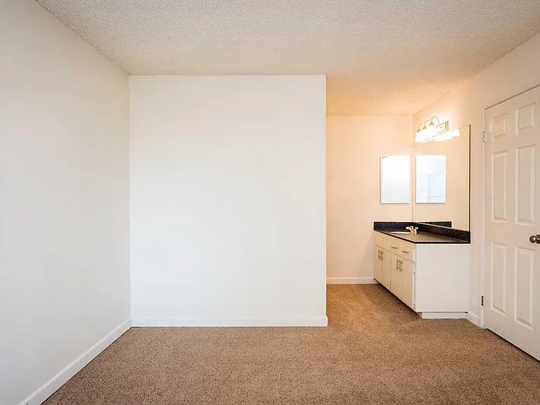Elan Mesa Lofts — Photo 15