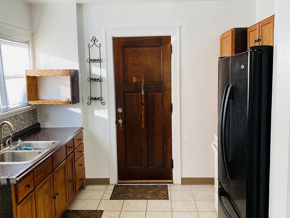 1st image of 1730 Catalina Ave #1