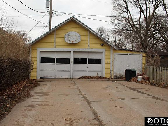 3rd image of 1421 N Broad St