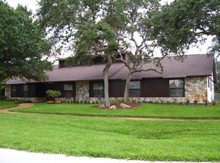 800 Lakewood Cir, Merritt Island, FL 32952