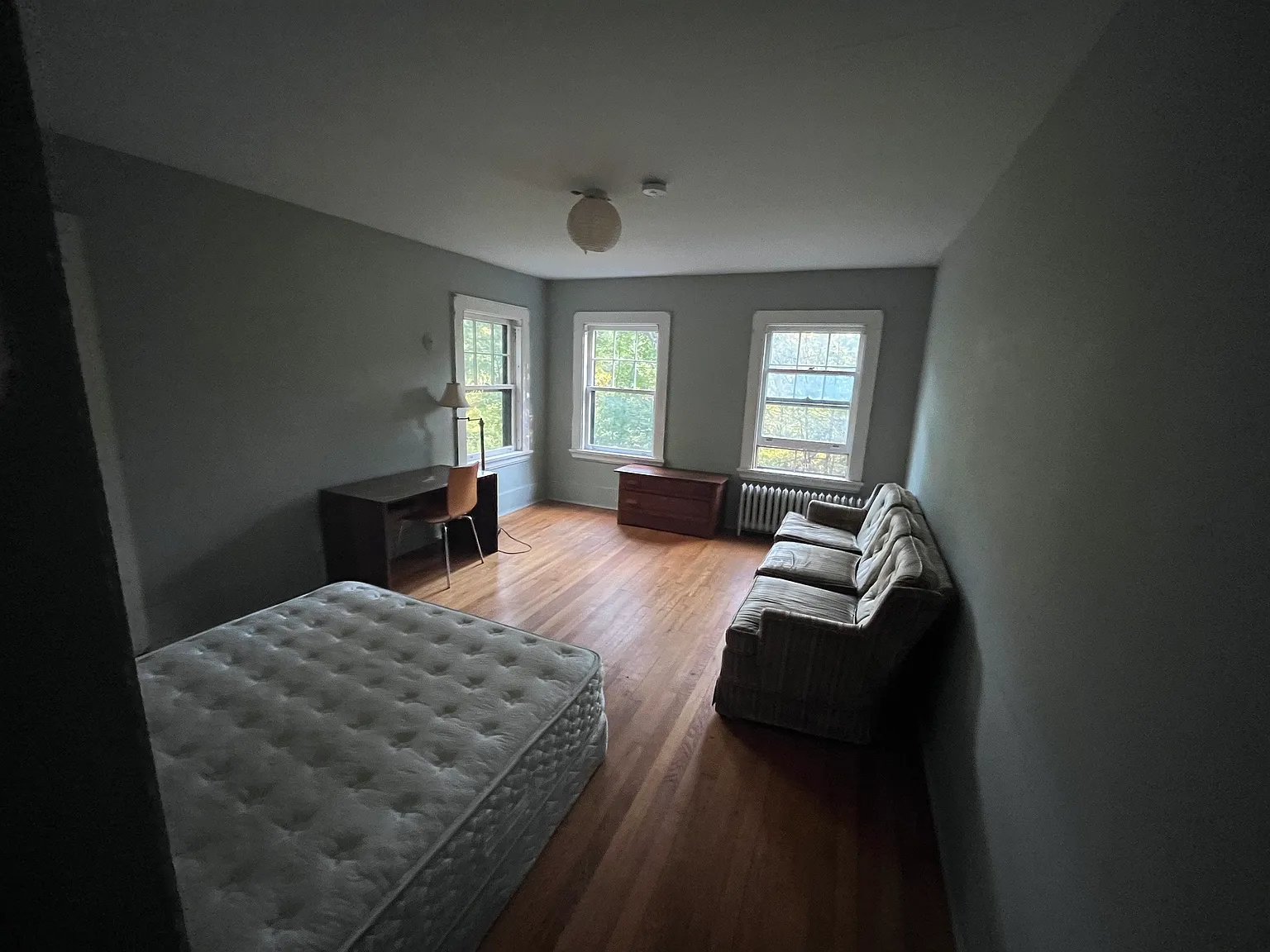 6 bed, 2250 sqft, $800 — Photo 4