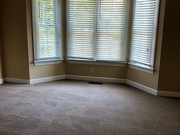 1st Floor Master with Bay