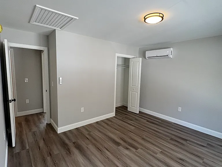 86 Richardson St #1 — Photo 9
