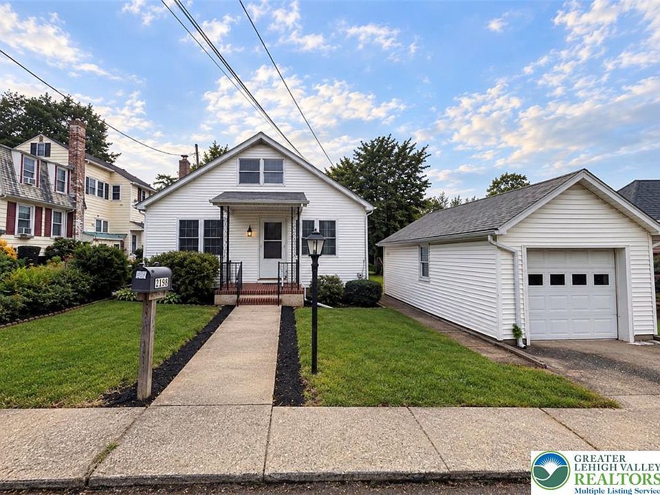 1st image of 2198 Focht Ave