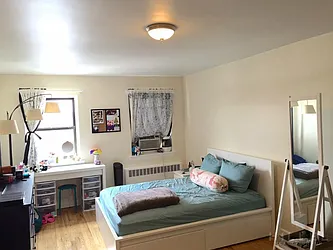 Rented by Hillel Realty Group