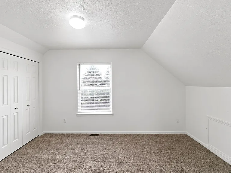 711 Cattail Ln — Photo 18