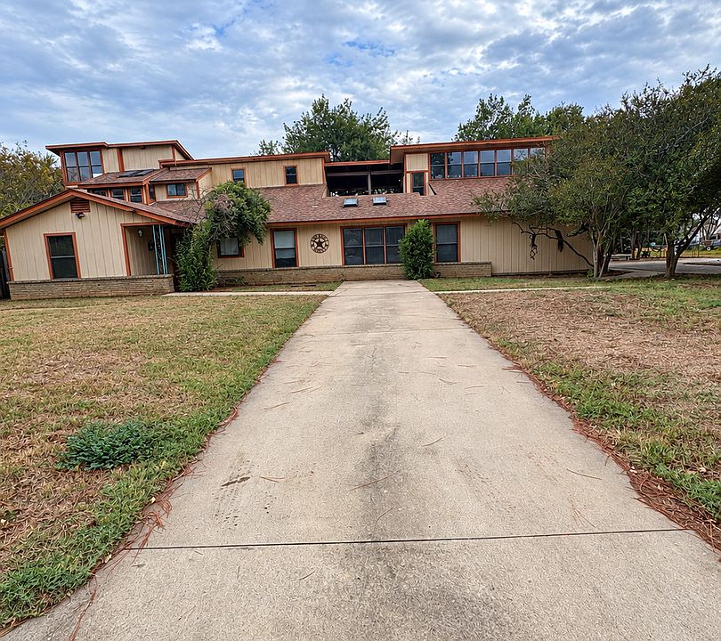 1st image of 332 Margo Dr
