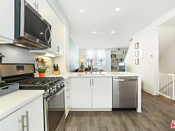 5th image of 3901 Eagle Rock Blvd Unit 12
