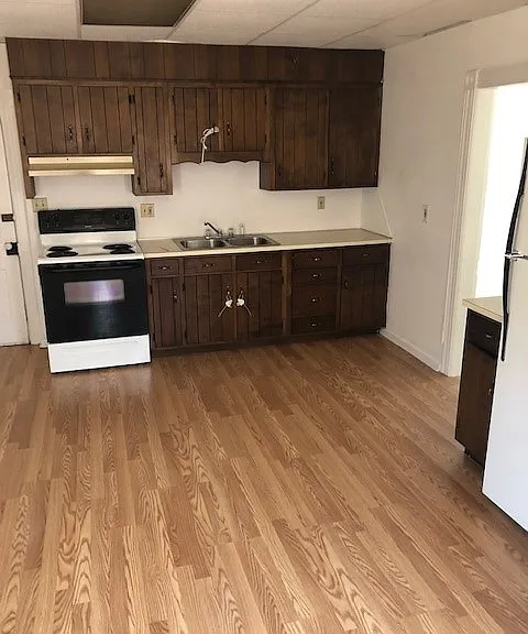 523 N Locust St #2 — Photo 2