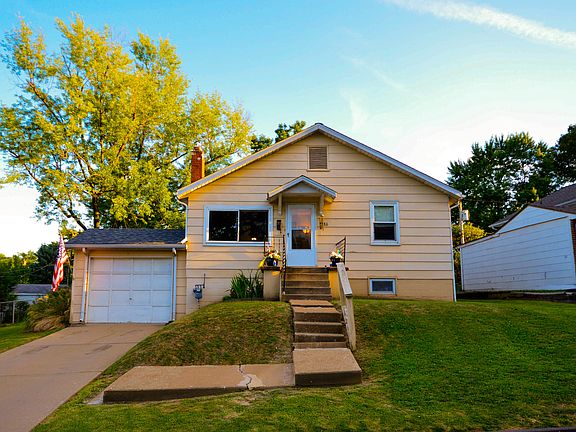 2nd image of 9586 Pagewood Ave