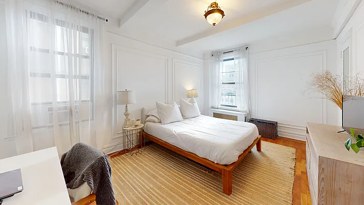 Rented by Bond New York | media 21