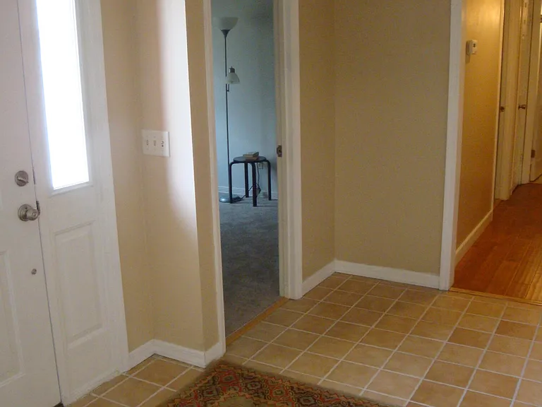 6706 Fox Lake Dr — Photo 2
