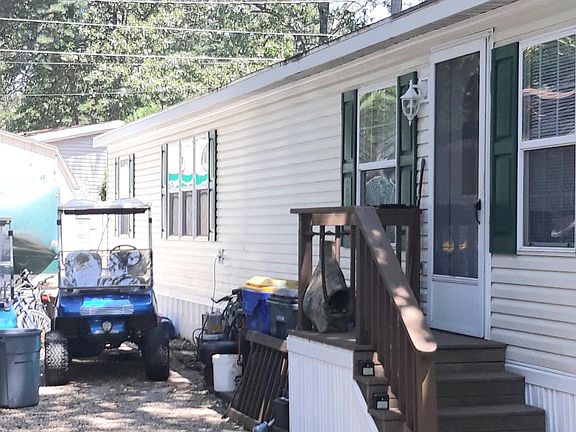 3rd image of 34965 Holly Dr #47876