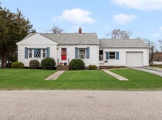 6 Lowell St, Coventry, RI 02816