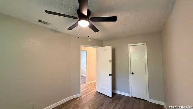 325 E French Pl — Photo 12