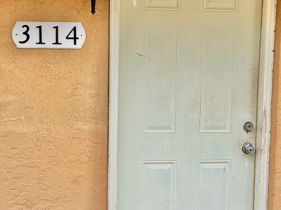 1st image of 3114 49th Avenue Dr W